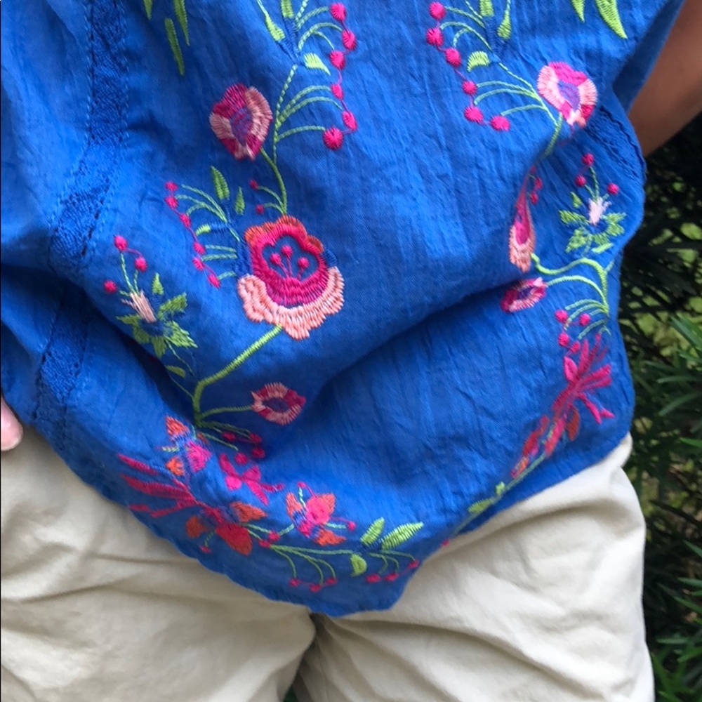 Embroidered Top - Picture 3 of 8